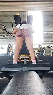 Snapshot of DaraBeckett chatting on March 17, 7:58 pm DaraBeckett online show from March 17, 7:58 pm