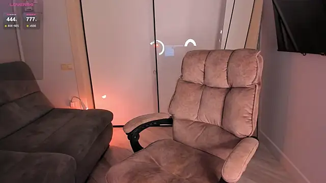 helen ramsay online show from September 9, 4:28 pm