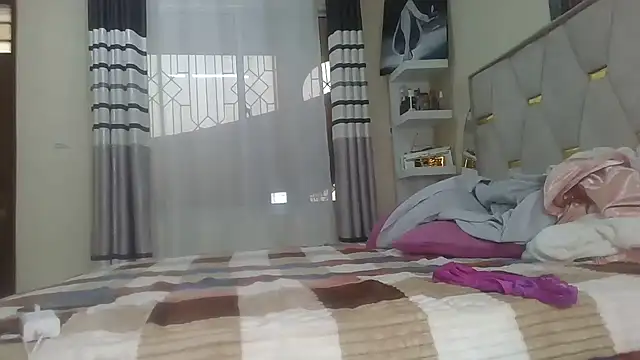 Fine assie online show from September 10, 11:10 am