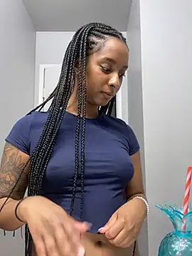 Your Paris online show from February 14, 6:51 pm