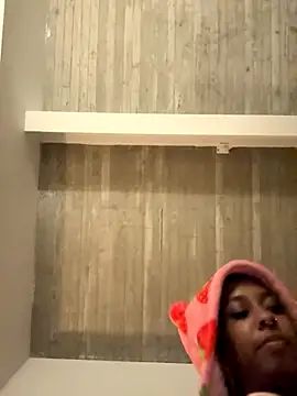 Your Paris online show from October 11, 9:41 am