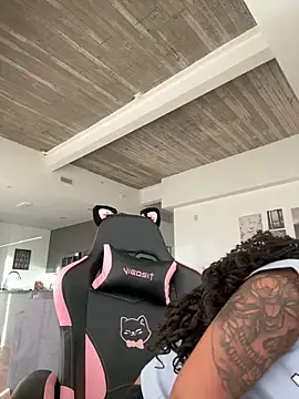 Your Paris online show from November 22, 4:28 pm