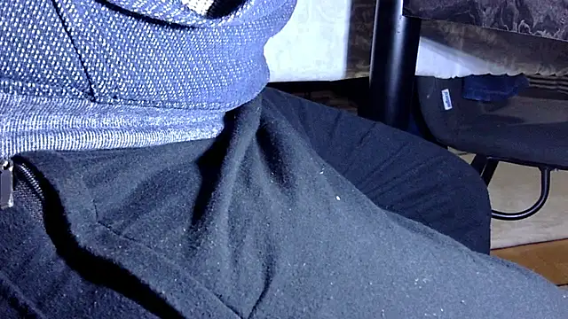 Snapshot of by-panic chatting on January 13, 10:56 pm by-panic online show from January 13, 10:56 pm