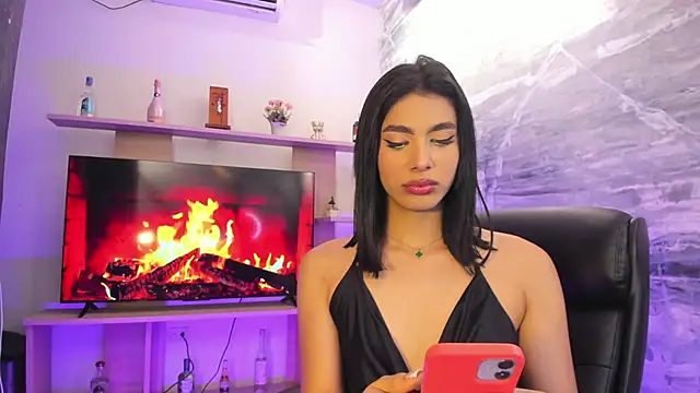 IsabelleFoxx  online show from December 17, 11:49 pm