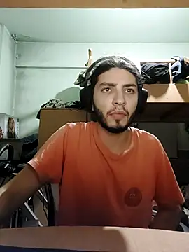 kleineid77 online show from October 29, 10:00 pm