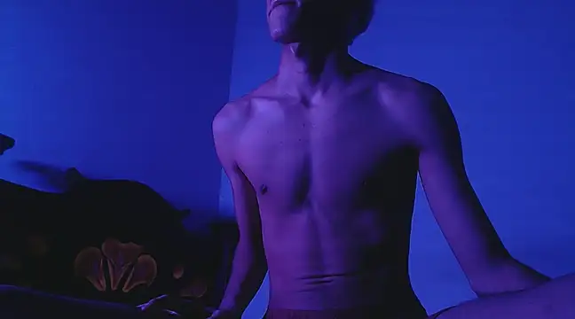 Snapshot of isaaclatino chatting on January 20, 1:07 am isaaclatino online show from January 20, 1:07 am