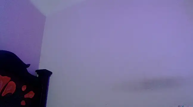 Snapshot of isaaclatino chatting on March 4, 3:44 am isaaclatino online show from March 4, 3:44 am