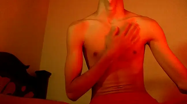 Snapshot of isaaclatino chatting on March 19, 4:36 am isaaclatino online show from March 19, 4:36 am