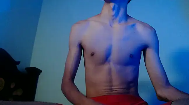 Snapshot of isaaclatino chatting on March 22, 8:51 am isaaclatino online show from March 22, 8:51 am