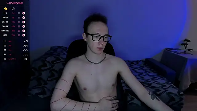 Alex silents online show from December 15, 2:05 pm