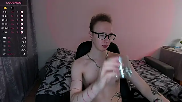 Alex silents online show from February 8, 1:54 pm