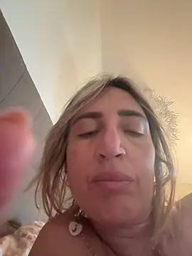 casalinga88 online show from March 11, 7:04 am