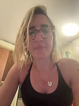 casalinga88 online show from March 14, 5:57 pm