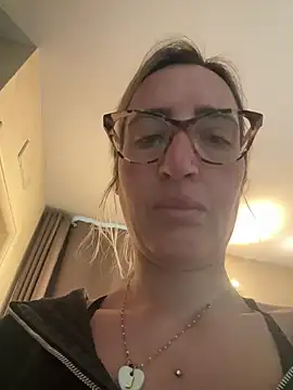 casalinga88 online show from March 15, 7:20 am