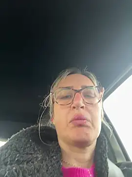 casalinga88 online show from March 15, 2:23 pm