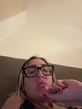 casalinga88 online show from September 19, 9:59 pm