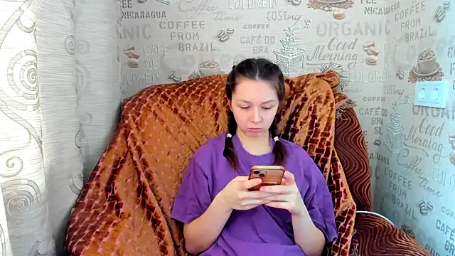 Snapshot of Adela_Vetta chatting on February 12, 9:31 am Adela Vetta online show from February 12, 9:31 am