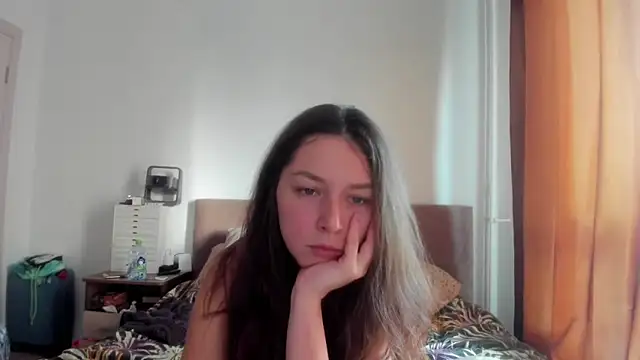 Snapshot of Adela_Vetta chatting on November 16, 10:21 am Adela Vetta online show from November 16, 10:21 am