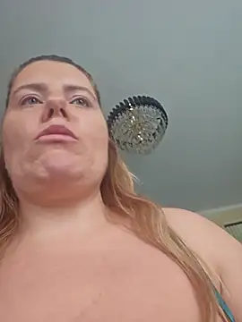 KarlyGray10 online show from October 6, 8:45 am