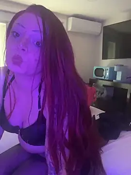 tatted-bitty online show from March 13, 11:27 pm