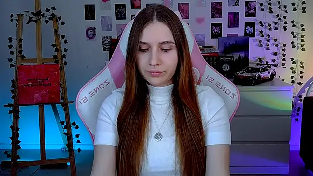 AliceCharmy online show from September 19, 10:05 am