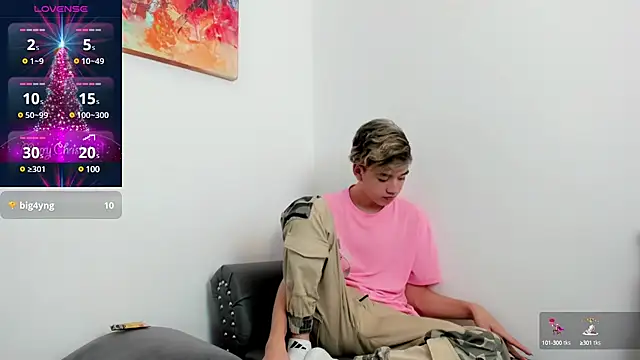 bunny maxi online show from December 24, 3:47 pm