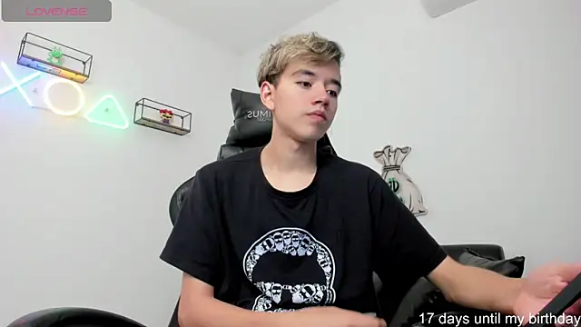 bunny maxi online show from January 3, 12:30 pm