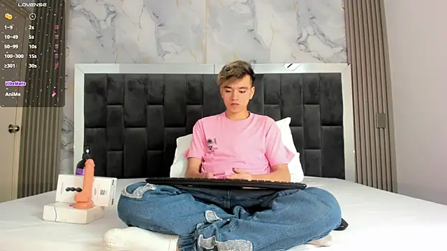 bunny maxi online show from February 14, 1:08 pm