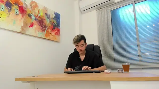 bunny maxi online show from March 6, 3:35 pm