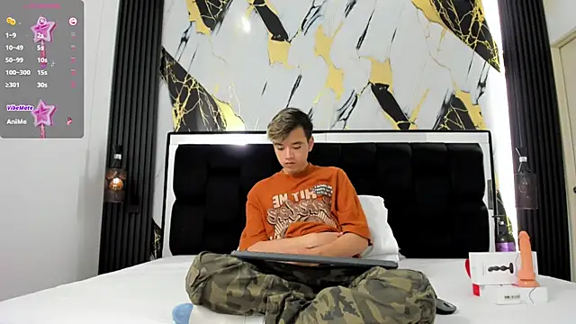 bunny maxi online show from March 15, 12:34 pm