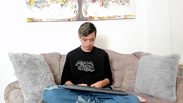 bunny maxi online show from March 18, 12:36 pm