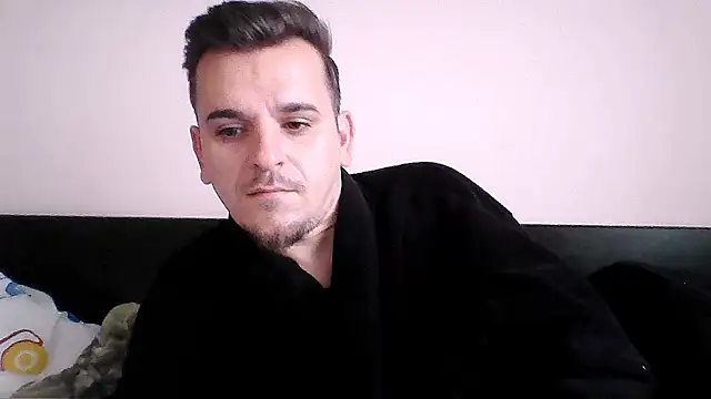 Huge cock22cm online show from October 6, 7:28 am