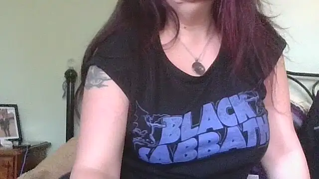 Snapshot of MissKisu chatting on November 17, 11:38 am MissKisu online show from November 17, 11:38 am