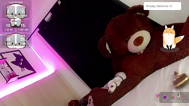 Snapshot of ladytslatina chatting on March 16, 11:38 am ladytslatina online show from March 16, 11:38 am