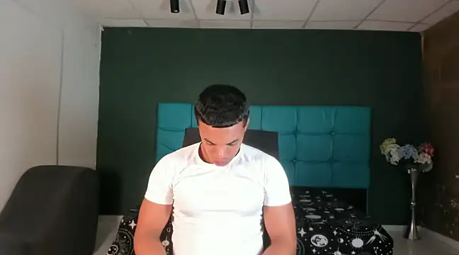 SexyBigCock01 online show from February 6, 2:00 am