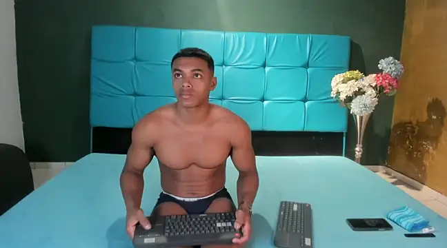 SexyBigCock01 online show from February 10, 1:44 pm