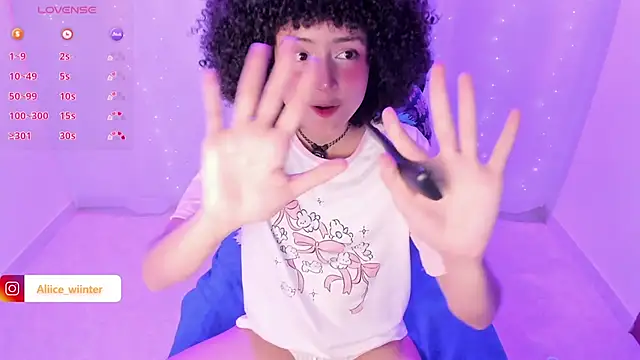 Alice winter  online show from March 17, 10:17 pm