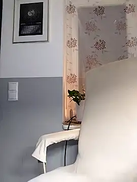 Loona-Lexxington online show from December 19, 6:23 pm