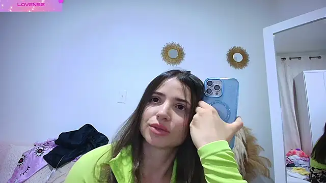 Ashleyjenner  online show from November 23, 12:32 am