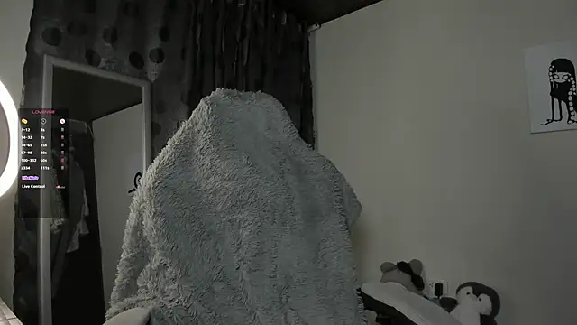 satanbabee online show from February 5, 12:31 am