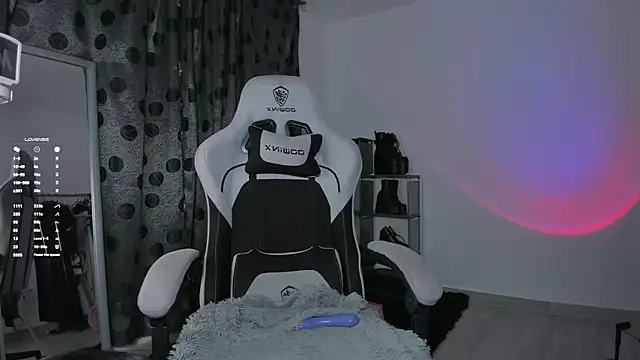 satanbabee online show from March 14, 11:22 pm