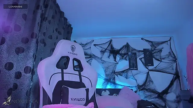 satanbabee online show from October 26, 12:49 am