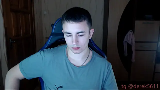 Snapshot of bigmark033 chatting on November 6, 1:23 pm bigmark033 online show from November 6, 1:23 pm