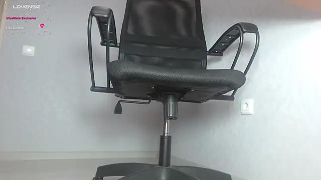 blondiana13 online show from January 29, 12:56 pm