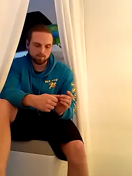 VitaminmanFL online show from February 2, 8:08 pm