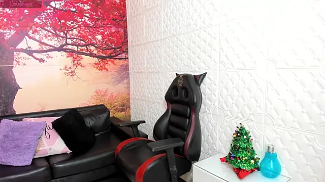 Alessandraa ferri  online show from December 15, 8:15 pm