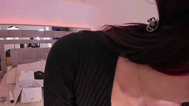 Nicolle foxy online show from February 5, 7:20 pm