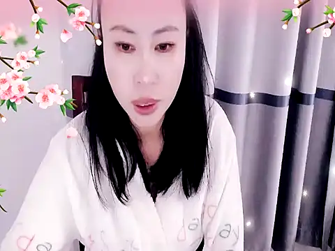 Snapshot of xiaoxuer chatting on December 15, 5:45 am xiaoxuer online show from December 15, 5:45 am