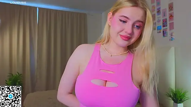 oliviabr0wn0 online show from October 19, 2:01 am