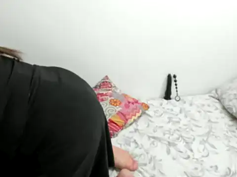 Snapshot of MonicaGarcia_ chatting on January 21, 11:03 am MonicaGarcia online show from January 21, 11:03 am